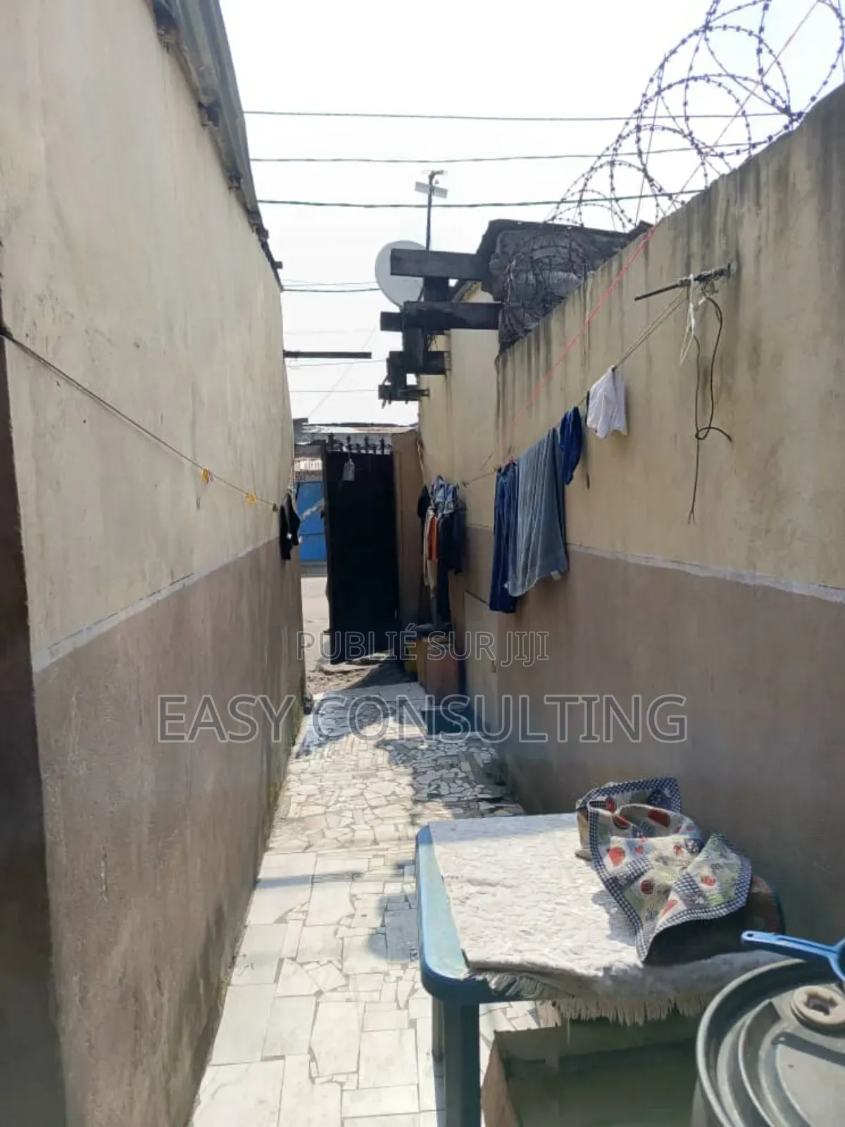 Parcelle Commerciale Sur La Chaussée De Kimwenza – Yolo Nord / Kalamu