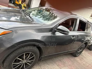 Toyota RAV4 2017 Gris