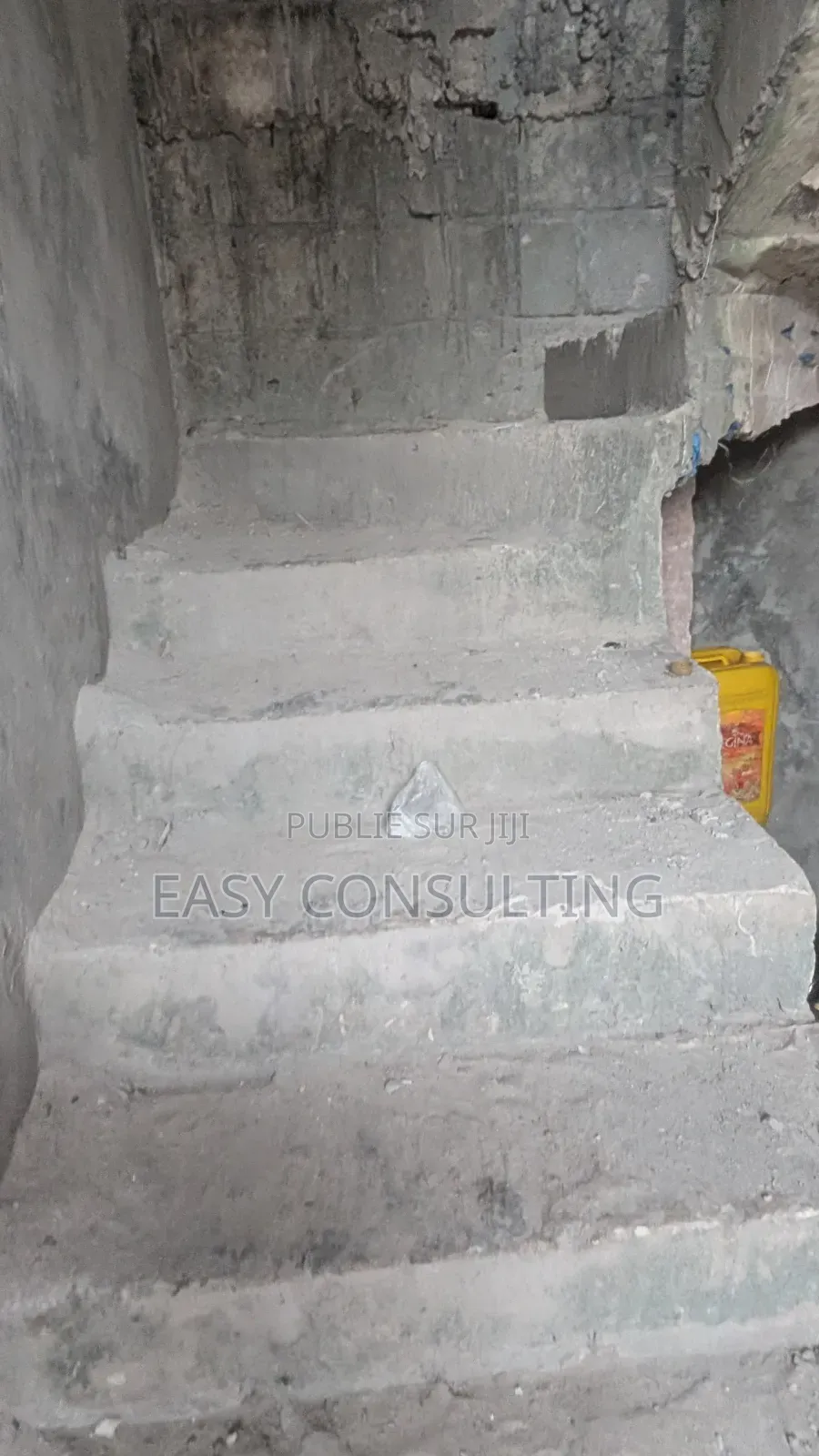 2chbre Villa dans Terre Jaune, Nsele à Vendre