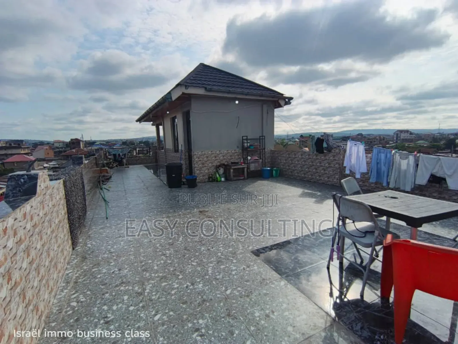 3chbre Villa dans Lemba Foire à Vendre