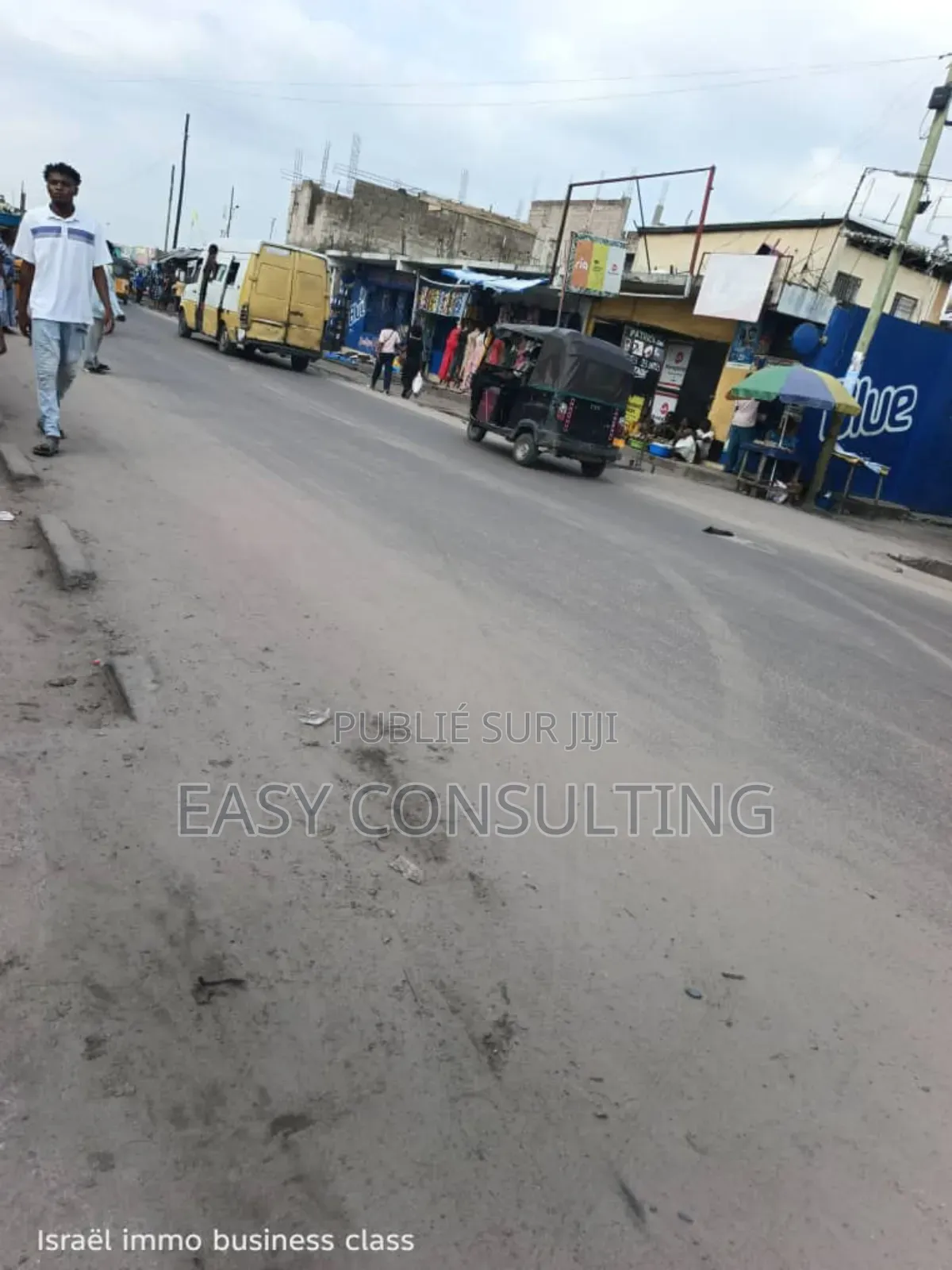 3chbre Villa dans Lemba Foire à Vendre