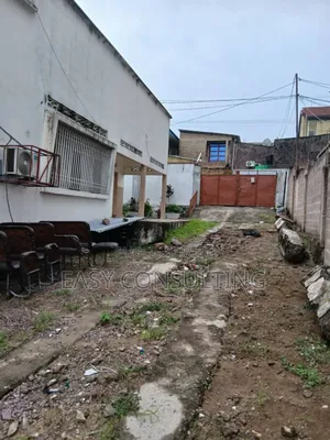 Morcellement Prêt À Bâtir À Ma Campagne - Ngaliema