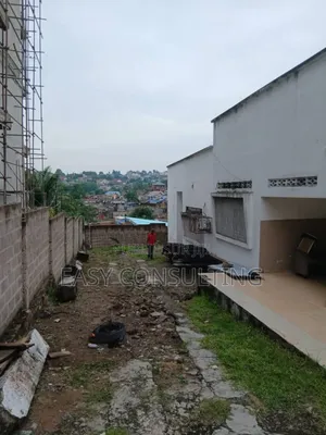 Morcellement Prêt À Bâtir À Ma Campagne - Ngaliema