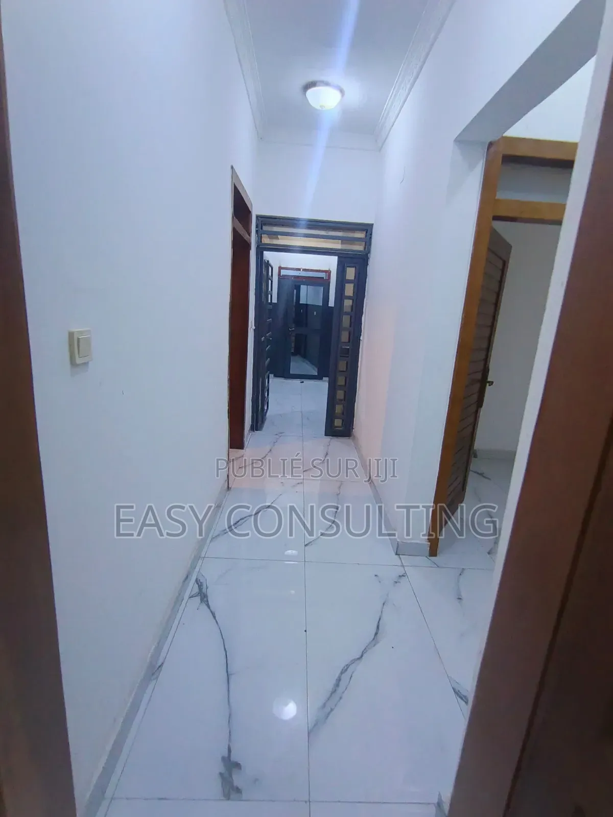 3chbre Villa dans Komoriko, Kintambo à Vendre