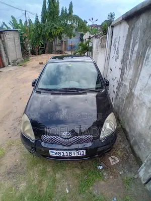 Toyota Vitz 2010 Black