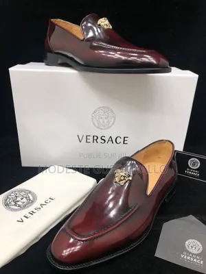 Vente Des Chaussures en Gros Et en Détail