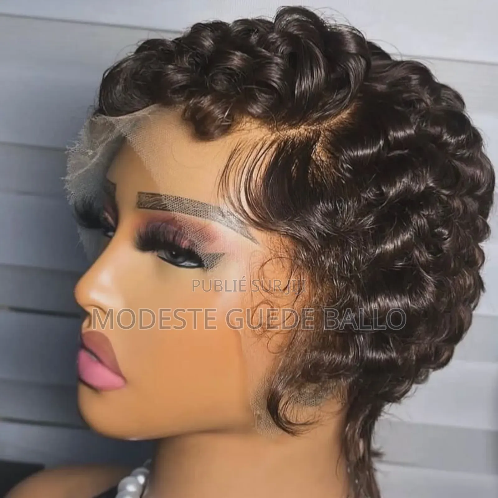 Vente Des Perruques en Gros Et en Détail