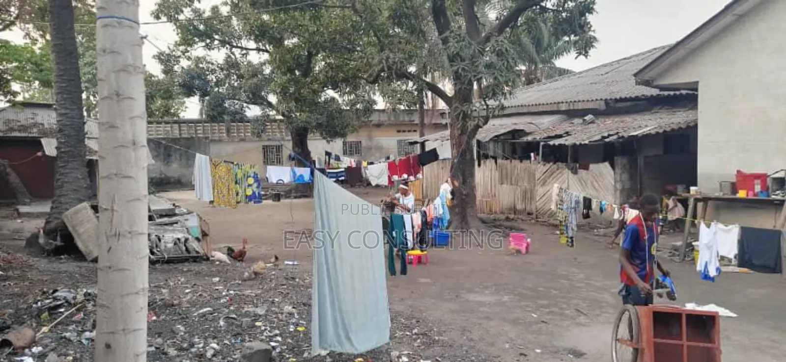 Parcelle en Vente À Limete – Rond-Point Tp