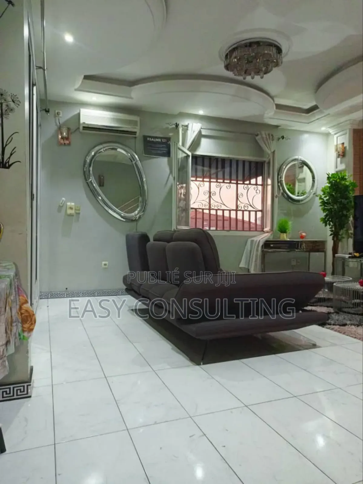 3chbre Villa dans Baraka, Barumbu à Vendre