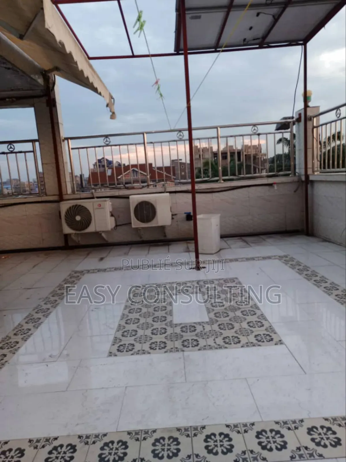 3chbre Villa dans Baraka, Barumbu à Vendre