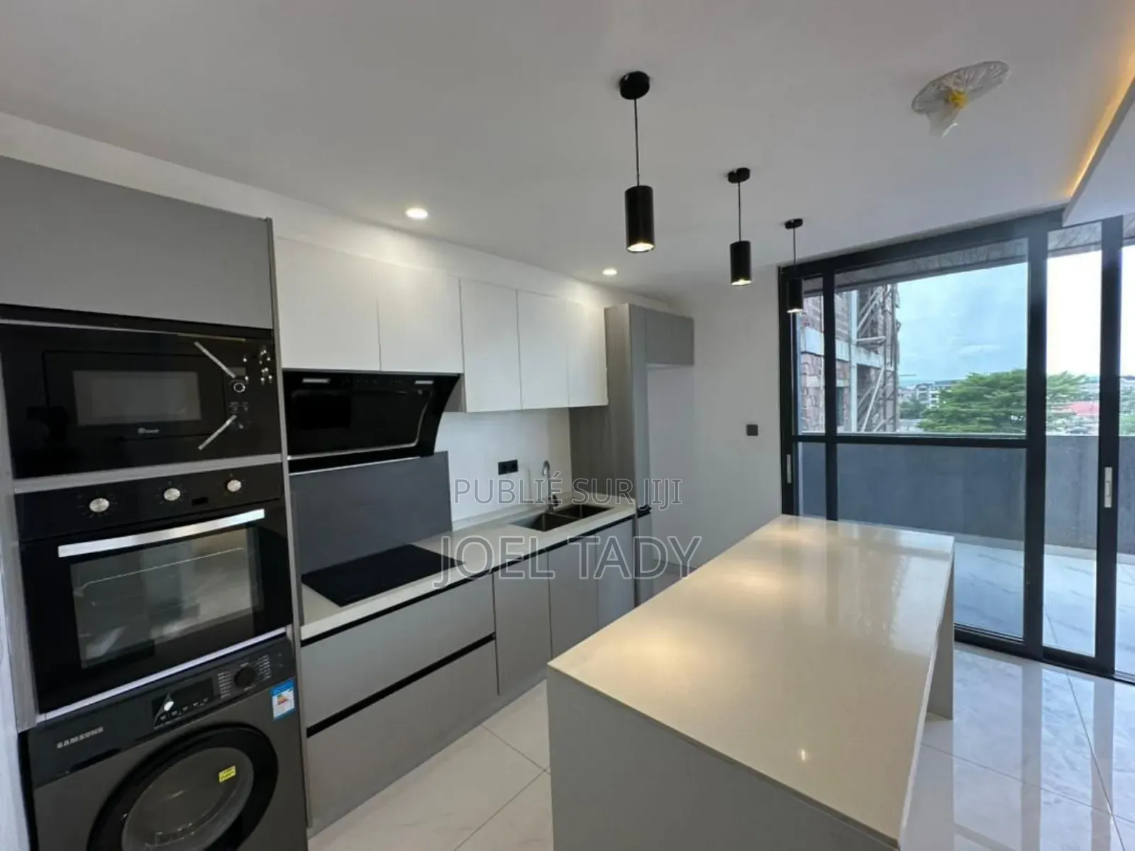 3chbre Appartement dans Empire Supreme, Ngaliema à Louer