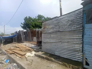 Parcelle Commerciale en Vente Sur Boulevard Lumumba À Kinkole N’Sele