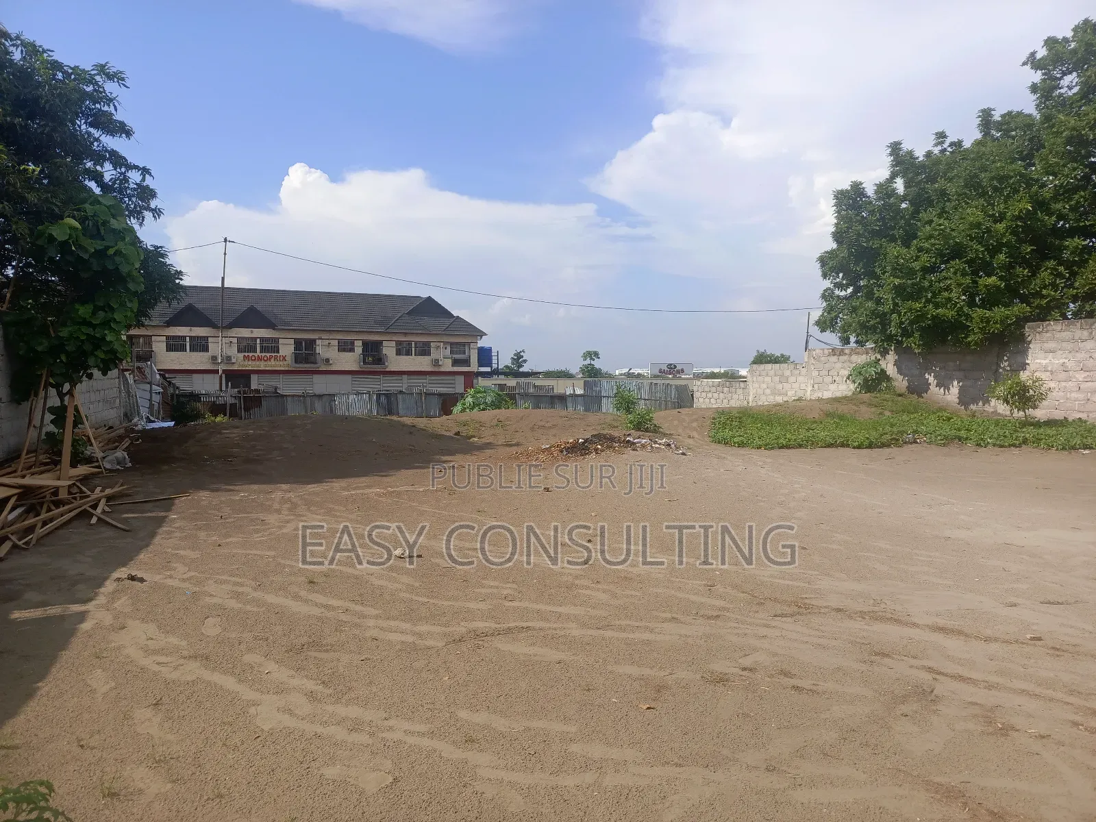 Parcelle Commerciale en Vente Sur Boulevard Lumumba À Kinkole N’Sele