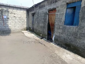 Parcelle À Vendre – Quartier Efobank, N’Sele