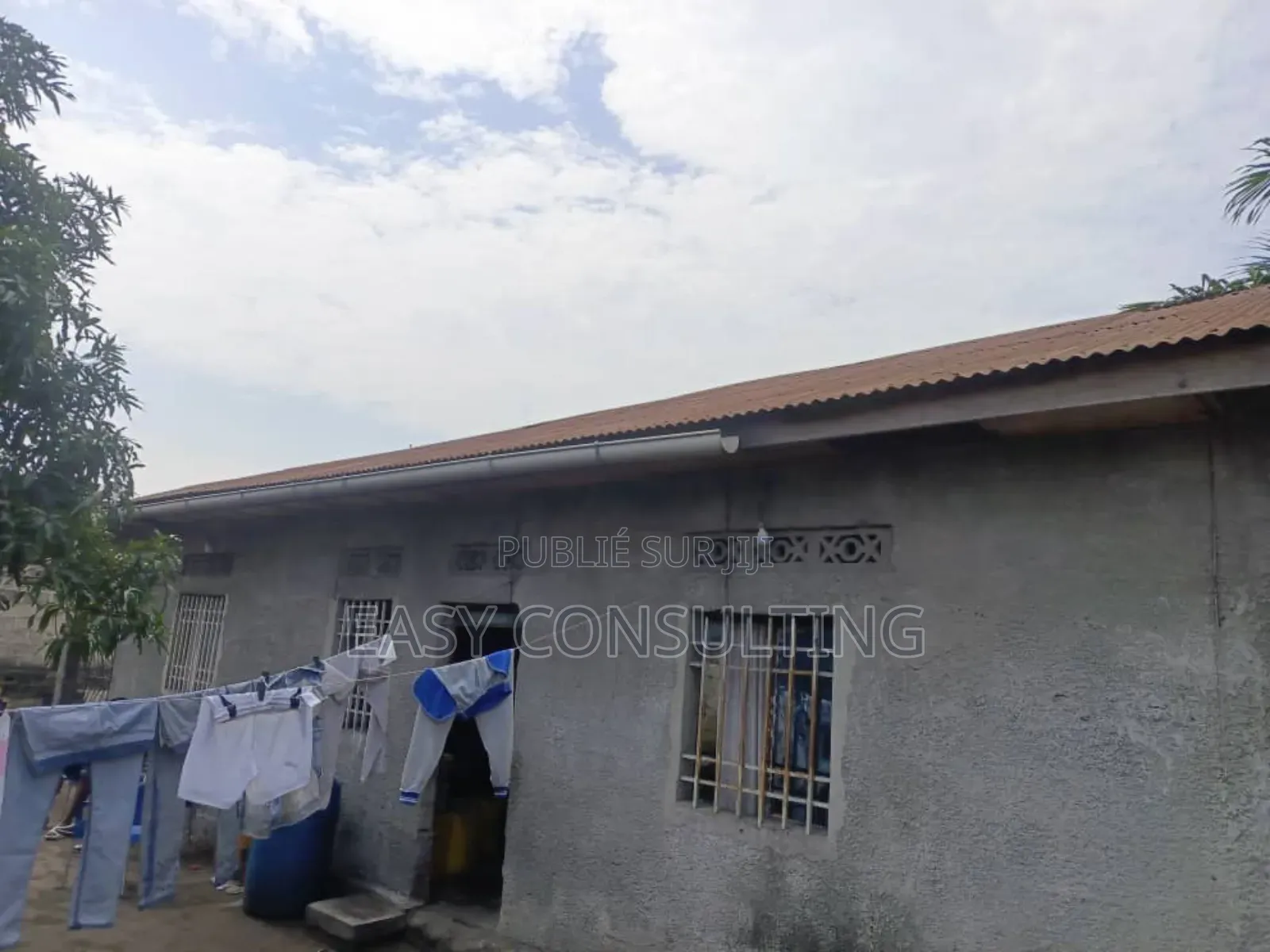 3chbre Villa dans Camp Pm, Nsele à Vendre