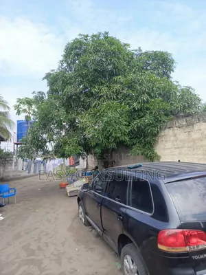 3chbre Villa dans Camp Pm, Nsele à Vendre