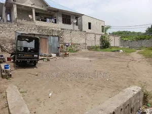 Terrain en Vente À Nganda Sese/ N'sele