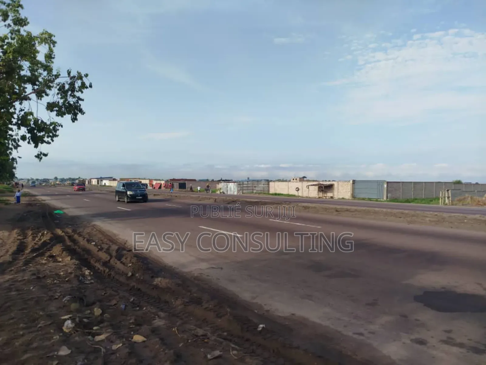 Parcelle en Vente – Réf. Fifa, Boulevard Lumumba (N’Sele)