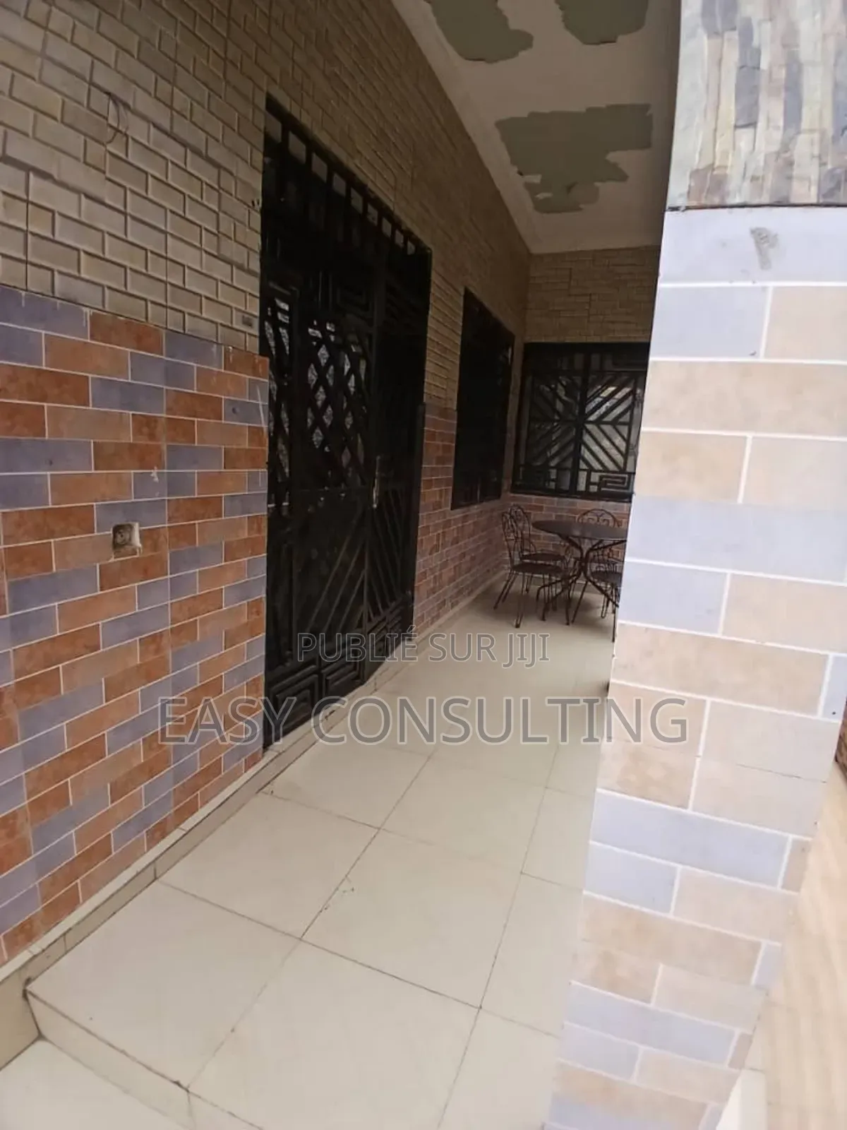 3chbre Villa dans Q. Bumba, Ngaliema à Vendre