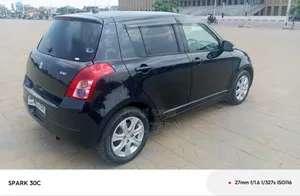 Suzuki Swift 2010 Black