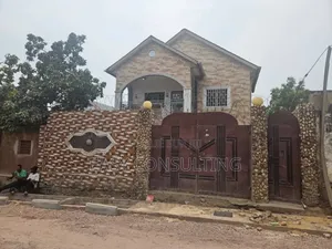 3chbre Villa dans Ma Campagne, Ngaliema à Vendre