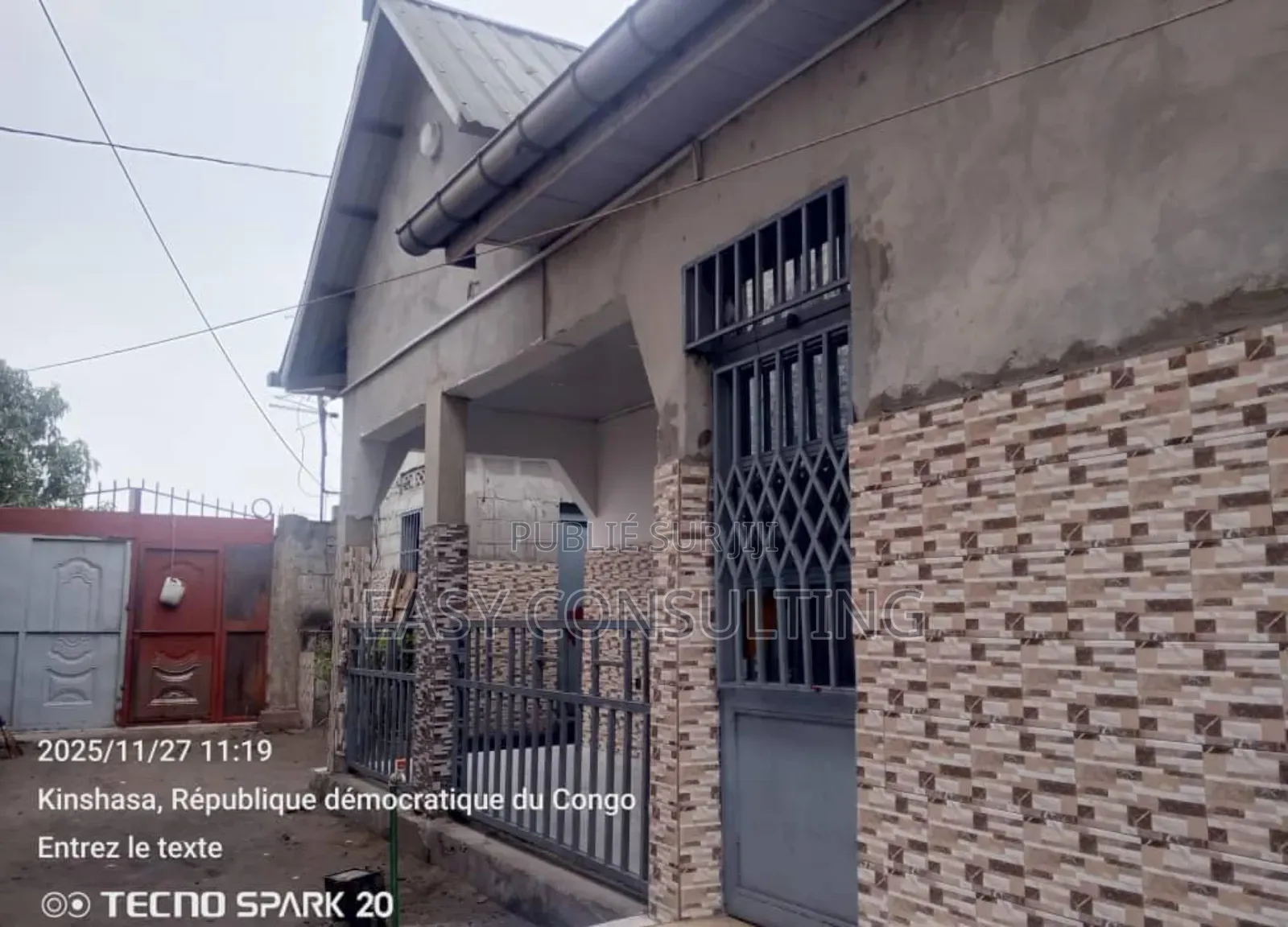 2chbre Villa dans Terre Jaune, Nsele à Vendre