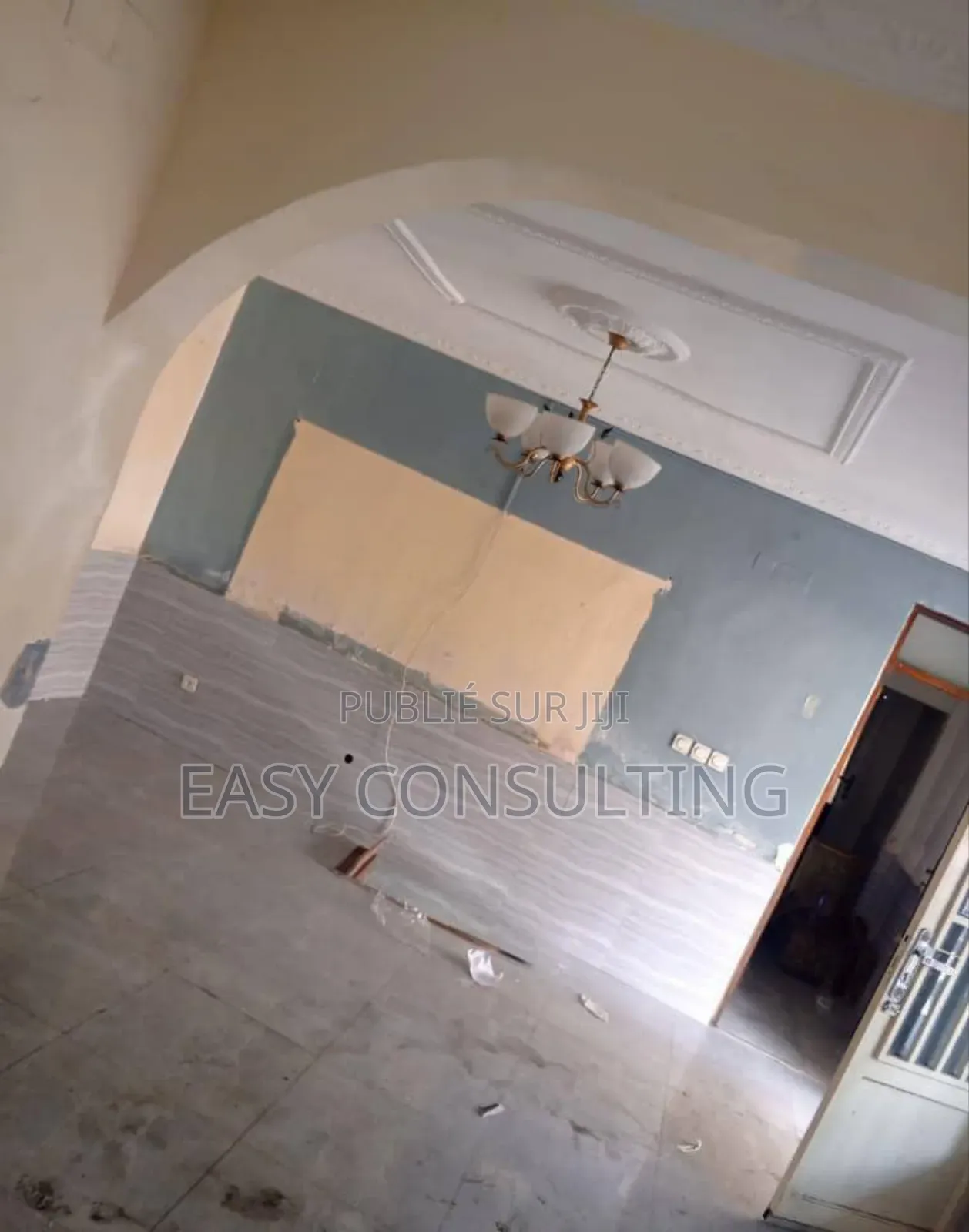 2chbre Villa dans Terre Jaune, Nsele à Vendre