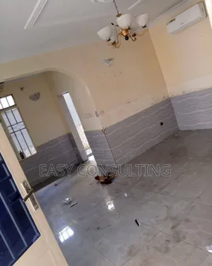 2chbre Villa dans Terre Jaune, Nsele à Vendre