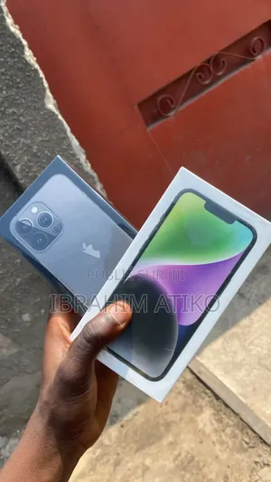 New Apple iPhone 14 128 GB Blue