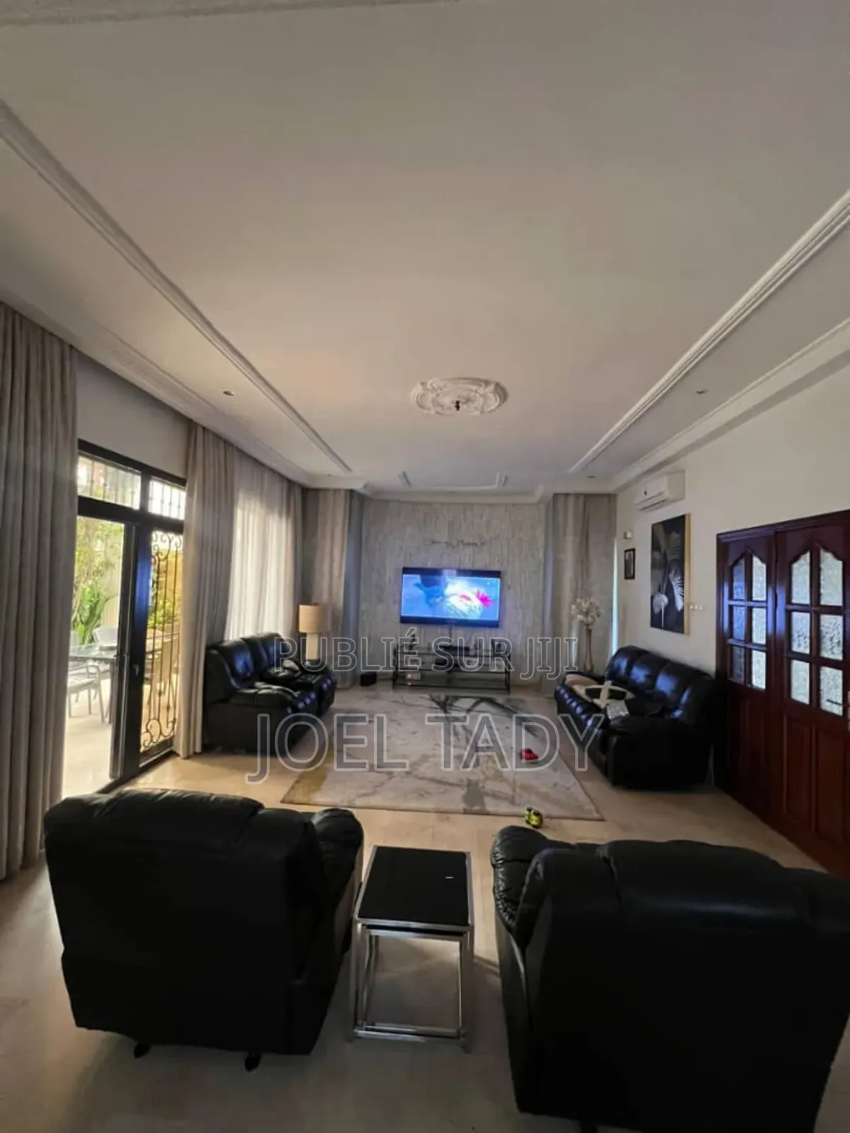 4chbre Villa dans Empire Supreme, Ngaliema à Vendre