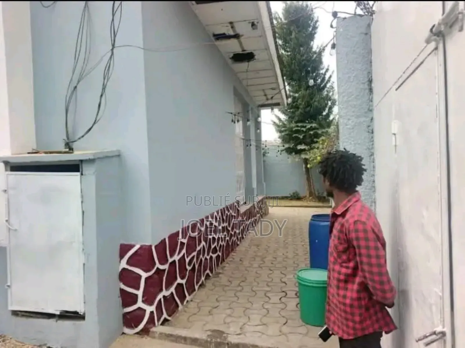 4chbre Maison dans Empire Supreme, Ngaliema à Vendre