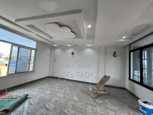 4chbre Maison dans Empire Supreme, Ngaliema à Vendre