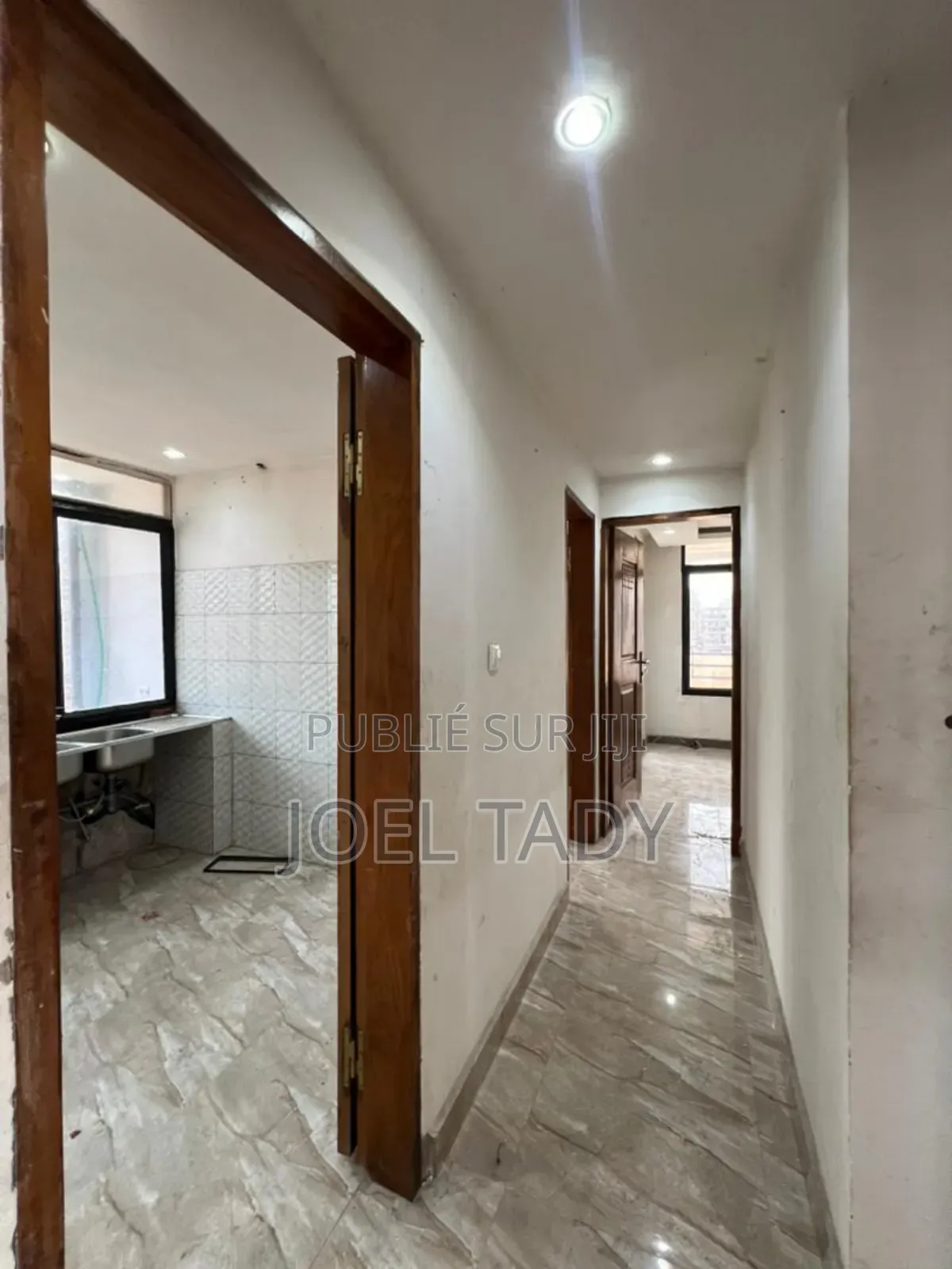 4chbre Maison dans Empire Supreme, Ngaliema à Vendre