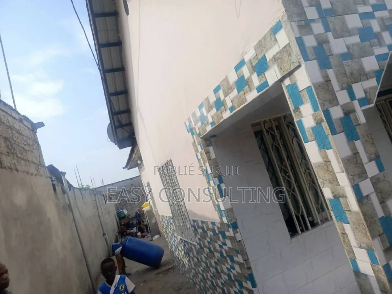 2chbre Villa dans Camp Pm, Nsele à Vendre