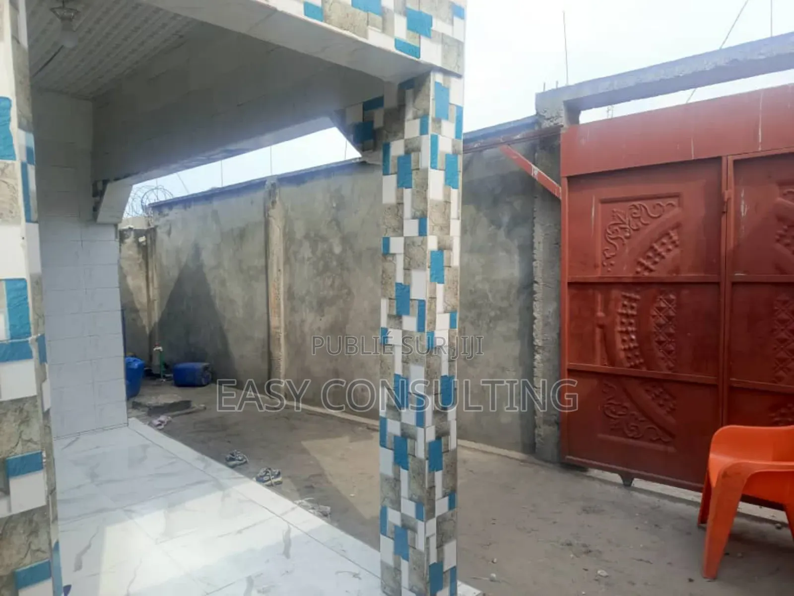 2chbre Villa dans Camp Pm, Nsele à Vendre