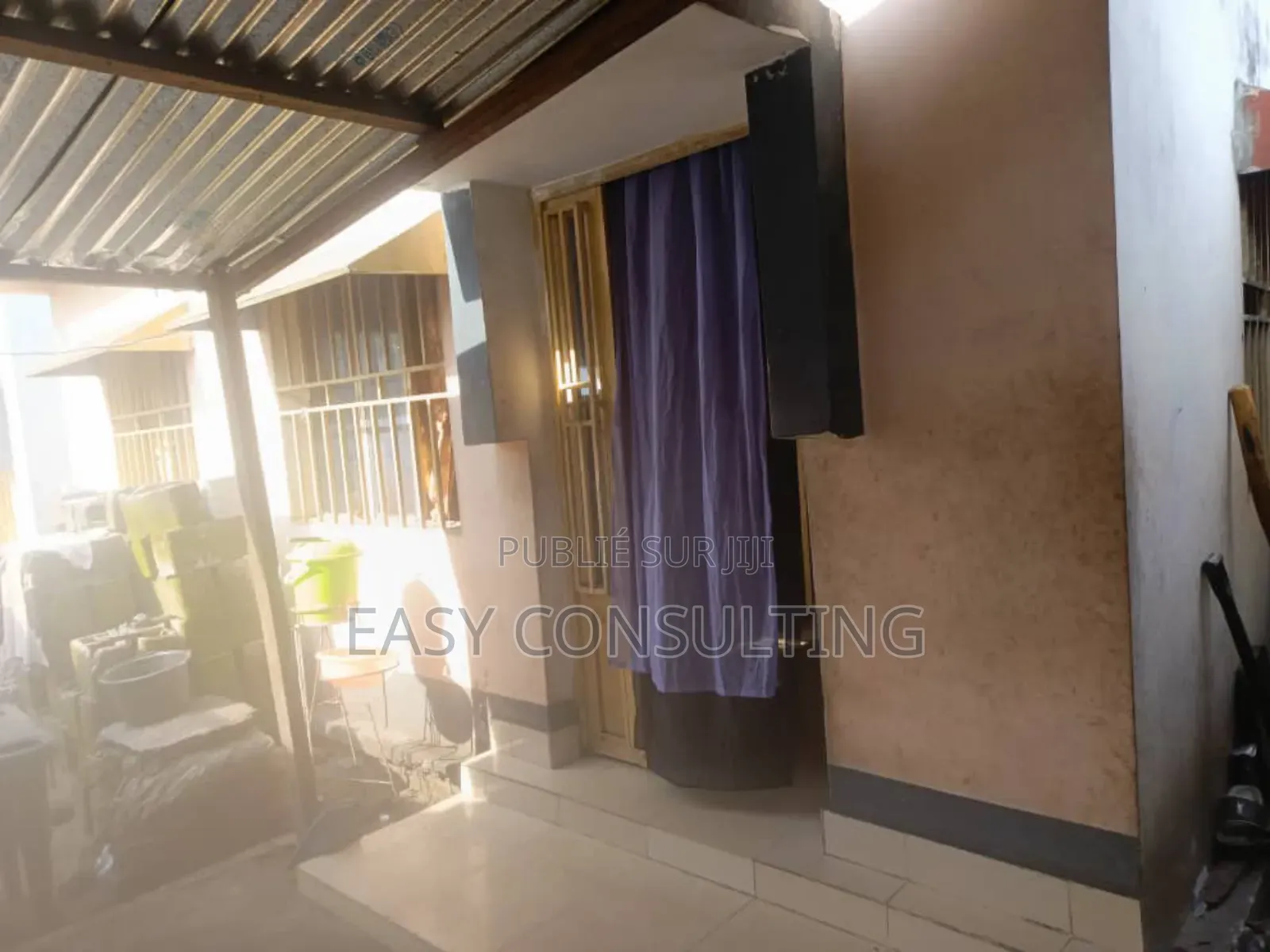 2chbre Villa dans Camp Pm, Nsele à Vendre