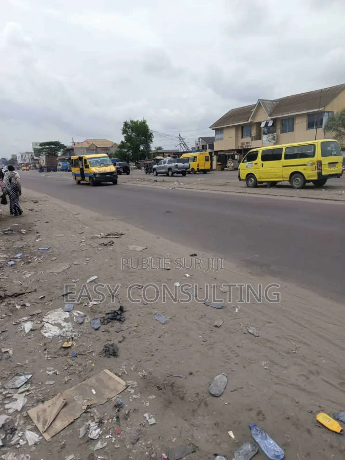 3chbre Studio dans Camp Pm, Nsele à Vendre