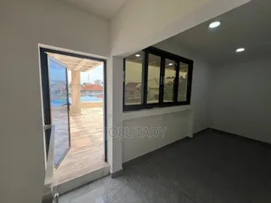 4chbre Villa dans Empire Supreme, Ngaliema à Louer