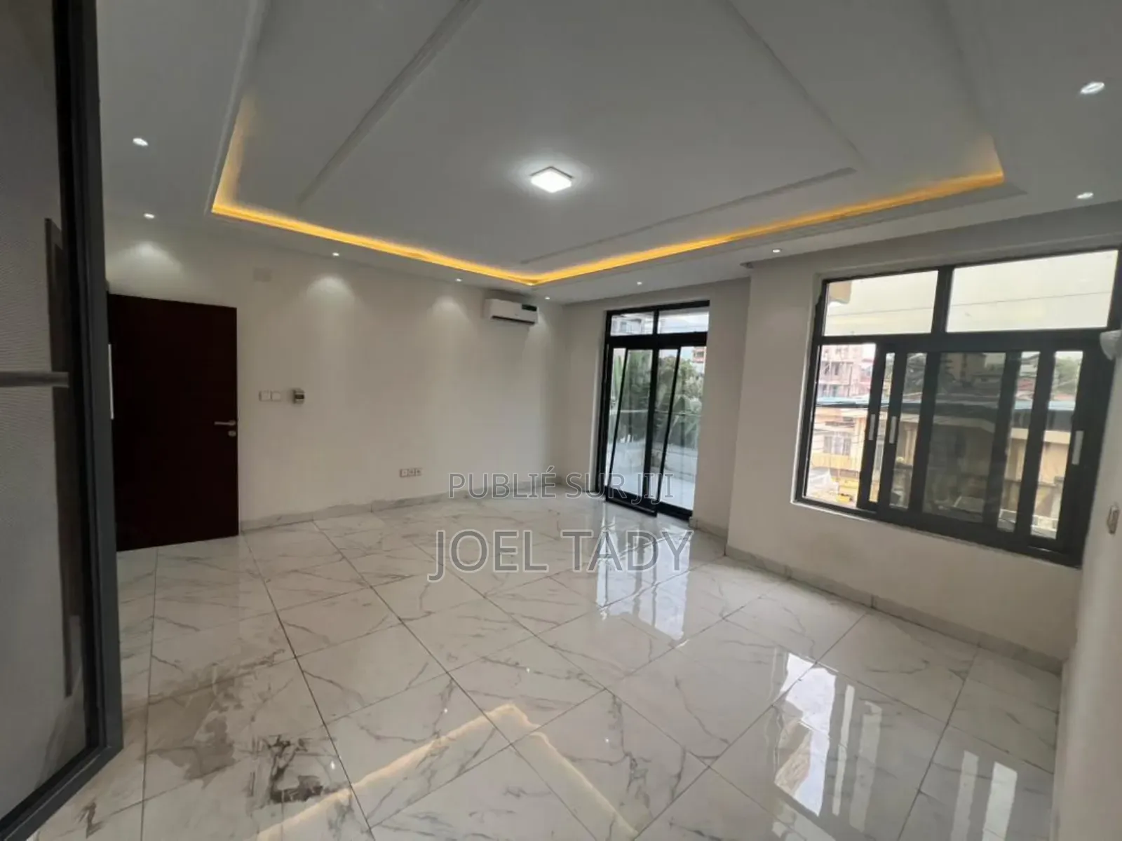 4chbre Villa dans Empire Supreme, Ngaliema à Louer