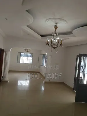 Vente D- Une Parcelle a Gb