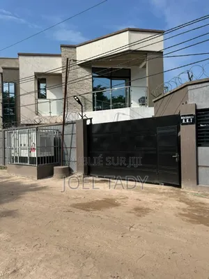 3chbre Villa dans Empire Supreme, Ngaliema à Vendre