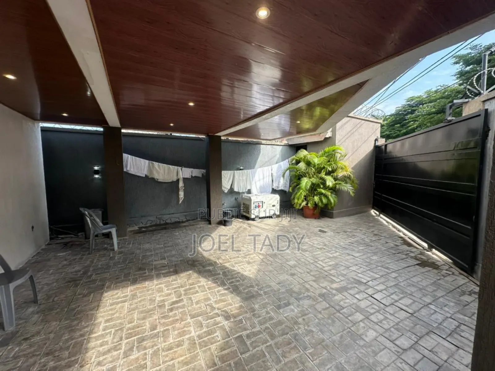 3chbre Villa dans Empire Supreme, Ngaliema à Vendre