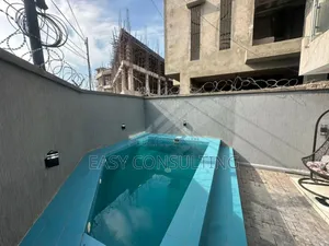 3chbre Villa dans Oasis, Bandalungwa à Vendre