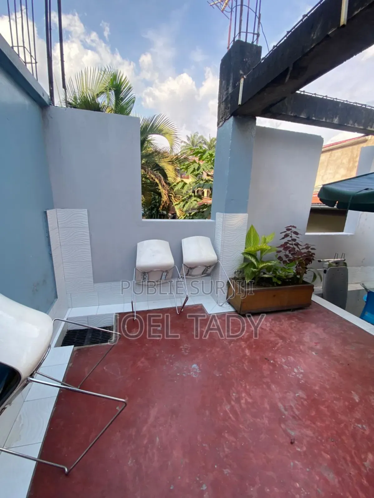 8chbre Villa dans Empire Supreme, Ngaliema à Vendre