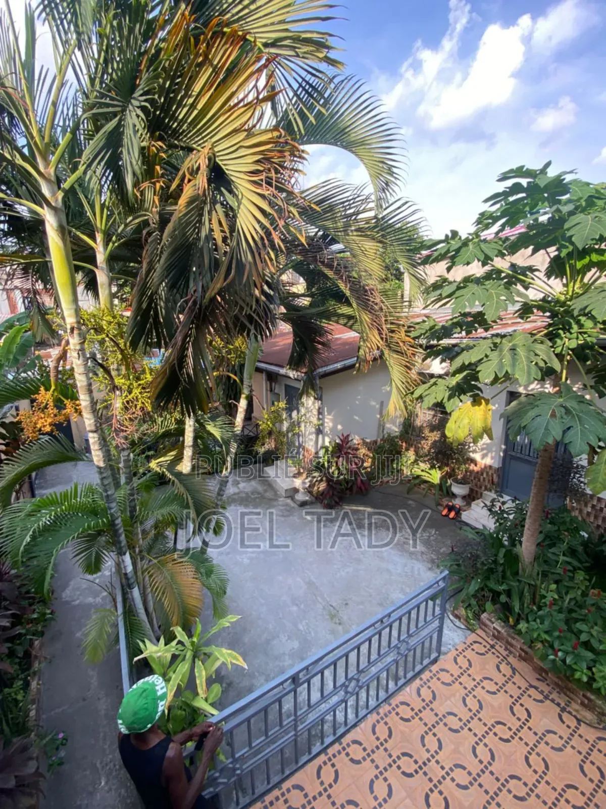 8chbre Villa dans Empire Supreme, Ngaliema à Vendre