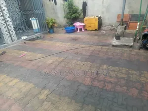 3chbre Villa dans Terre Jaune, Nsele à Vendre