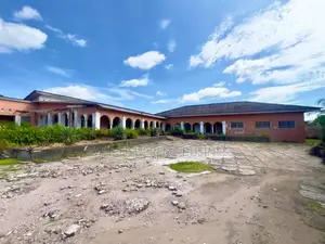 8chbre Villa dans Empire Supreme, Ngaliema à Vendre