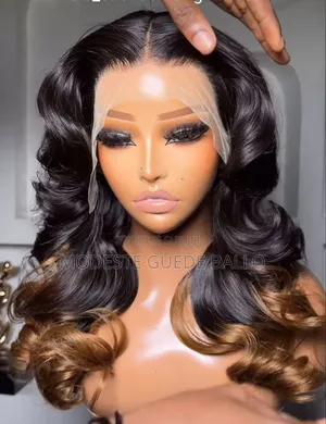 Vente Des Perruques en Gros Et en Détail