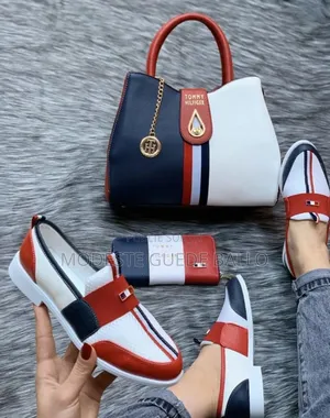 Vente Des Chaussures en Gros Et en Détail