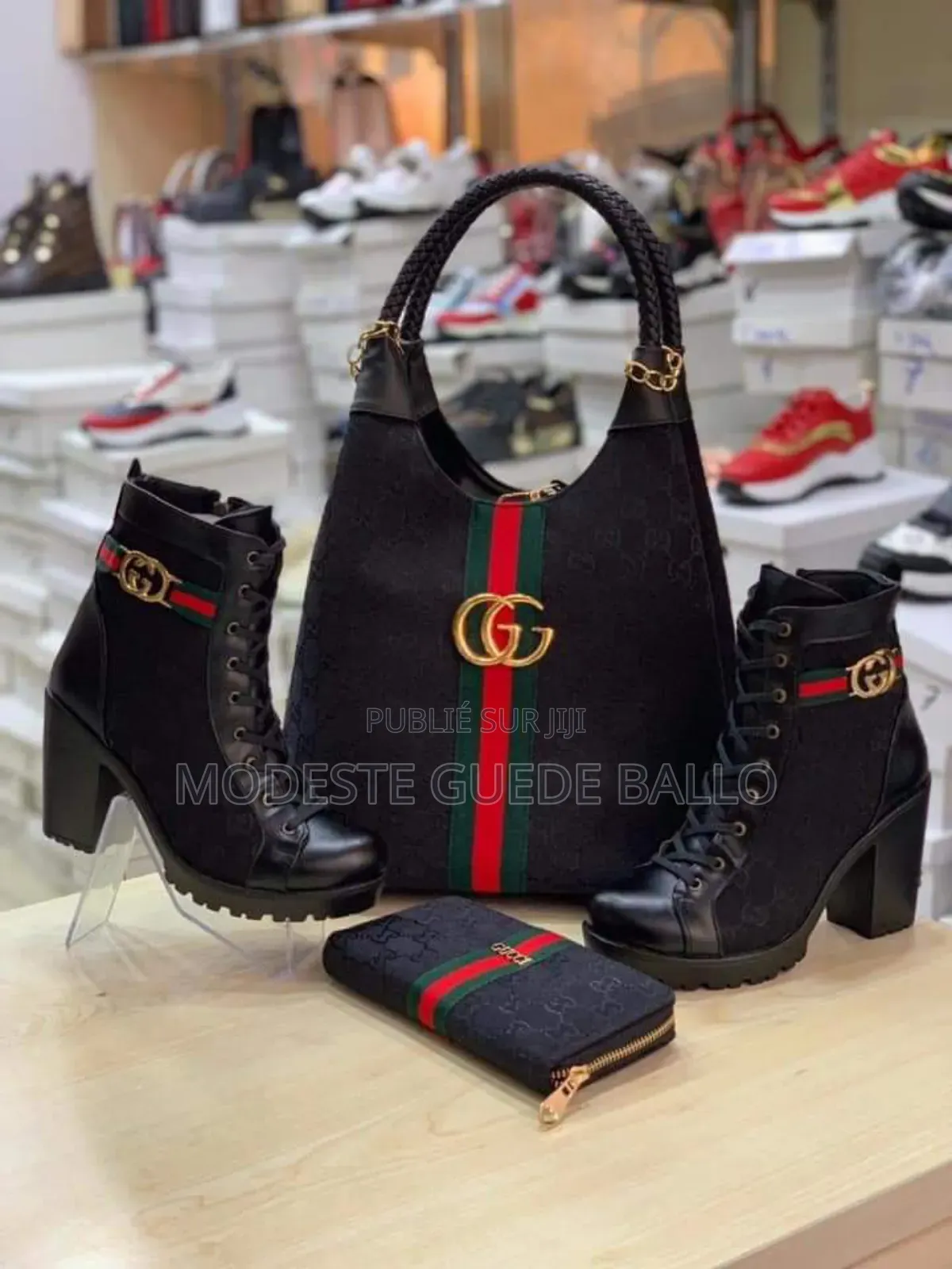 Vente Des Chaussures en Gros Et en Détail